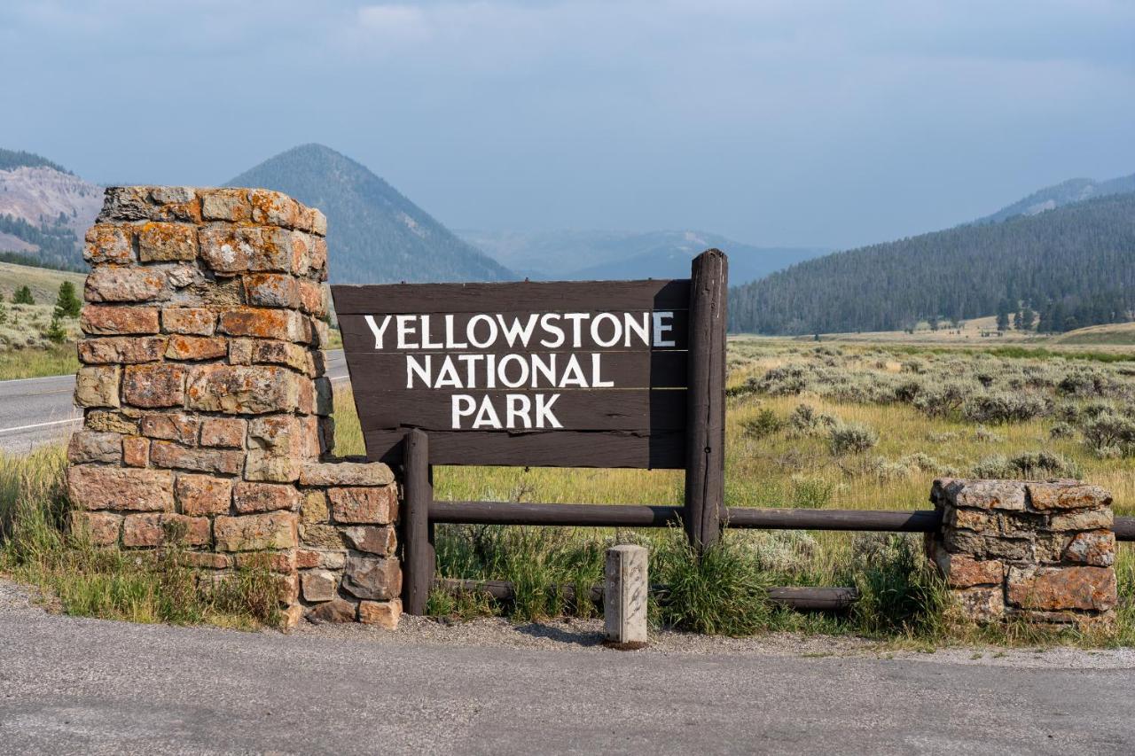 Villa Castle In The Sky Unit Y West Yellowstone Exterior foto